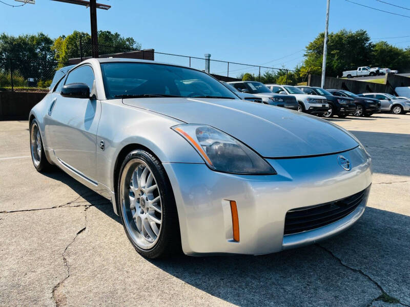 2005 Nissan 350Z null photo 3