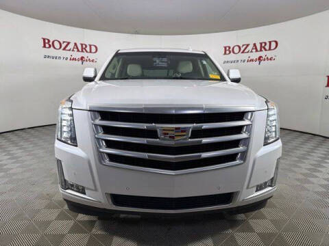 2019 Cadillac Escalade Luxury