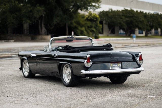 1956 Ford Thunderbird