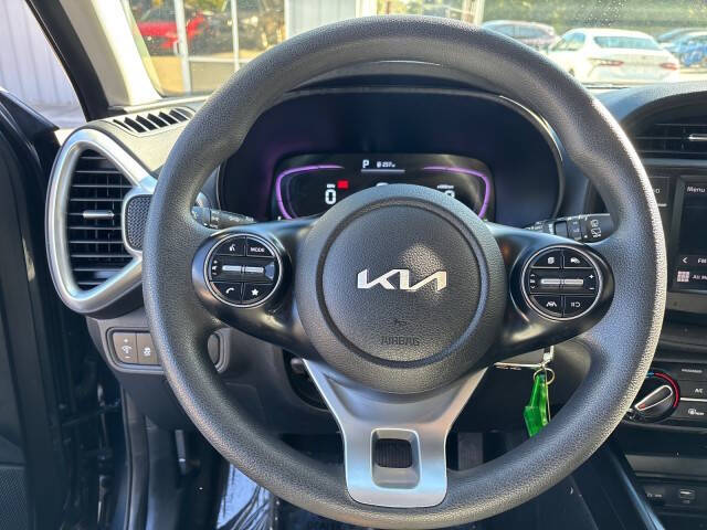 2024 Kia Soul LX