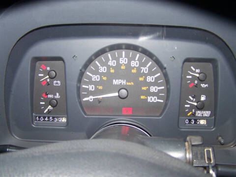 1990 Pontiac Sunbird LE