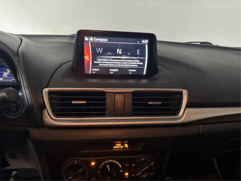 2018 Mazda MAZDA3 Sport