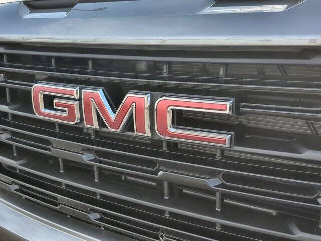 2026 GMC Sierra 1500 Elevation Standard