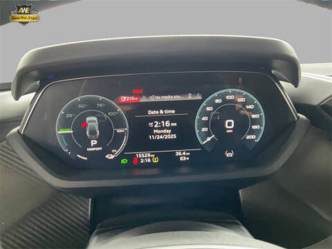 2023 Audi e-tron GT quattro Premium Plus