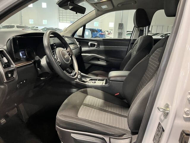 Used 2022 Kia Sorento LX with VIN 5XYRG4LC3NG072490 for sale in Peoria, AZ