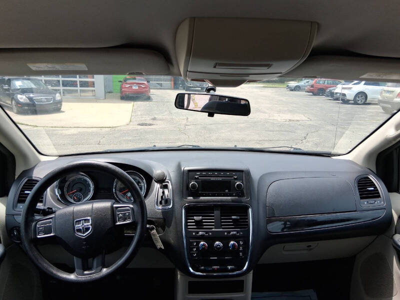 2016 Dodge Grand Caravan American Value Package