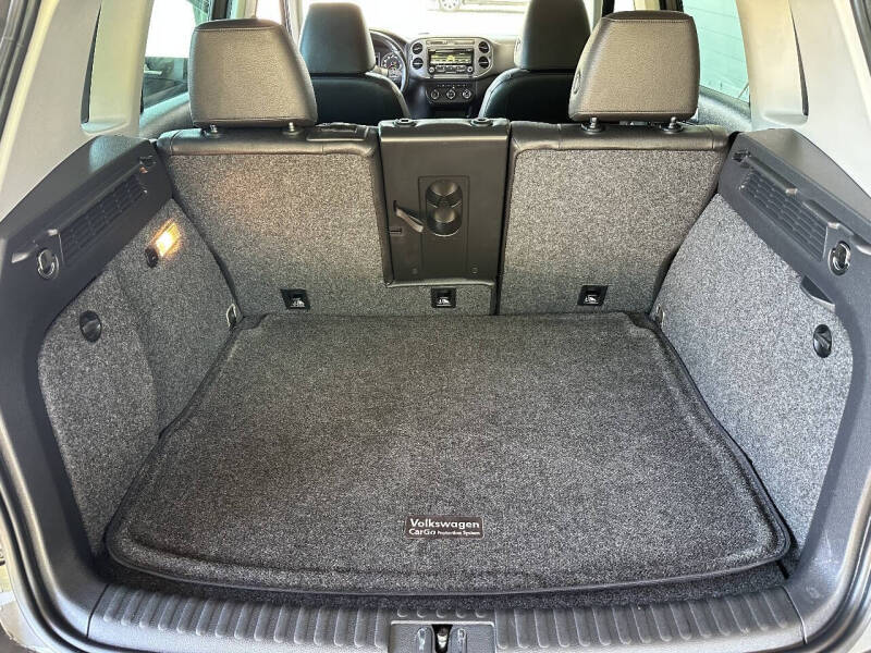 2014 Volkswagen Tiguan SE