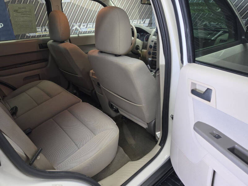 2011 Ford Escape XLT