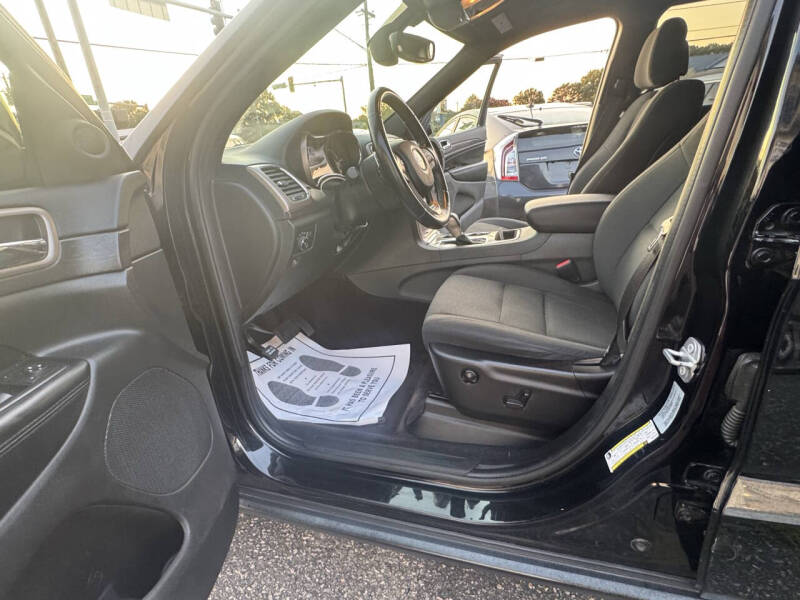 2017 Jeep Grand Cherokee Laredo