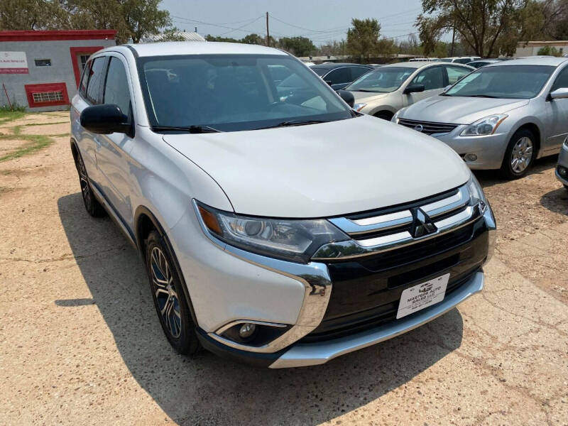 2016 Mitsubishi Outlander for sale at MASTERS AUTO SALE LLC in Lubbock TX