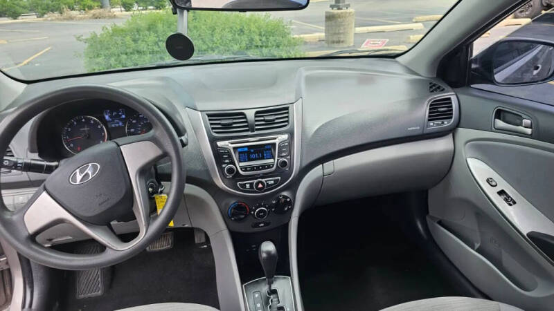 2017 Hyundai Accent