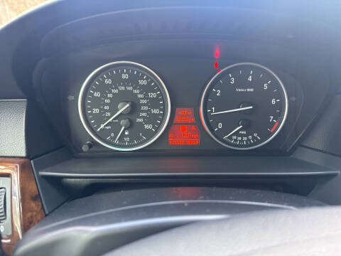 2009 BMW 5 Series 528i xDrive