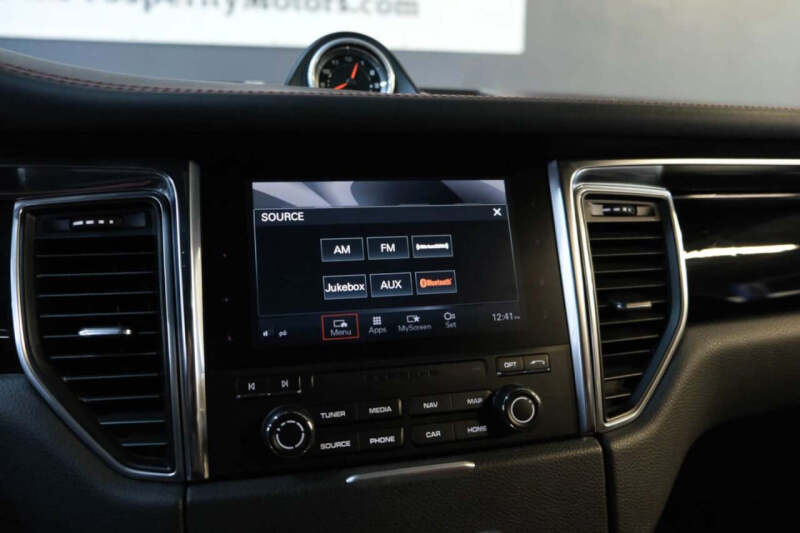 2017 Porsche Macan S