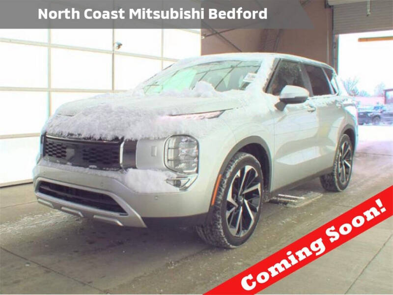 2024 Mitsubishi Outlander SE