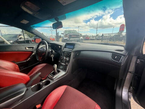 2013 Hyundai Genesis Coupe 2.0T R-Spec