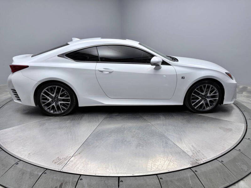 2016 Lexus RC 200t