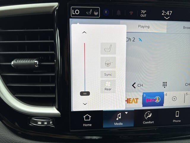 2026 Chrysler Voyager LX