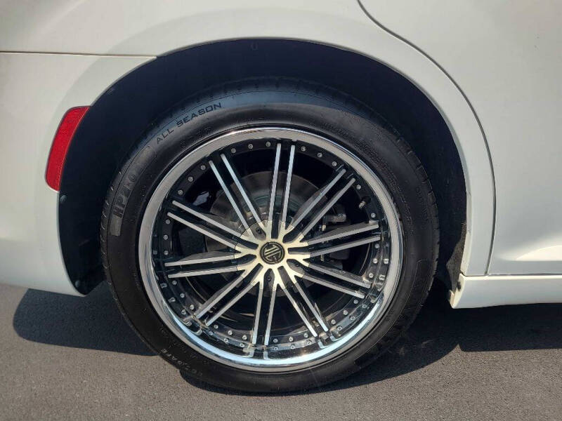 2020 Chrysler 300 Limited