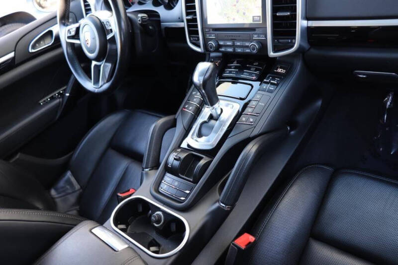 2018 Porsche Cayenne S