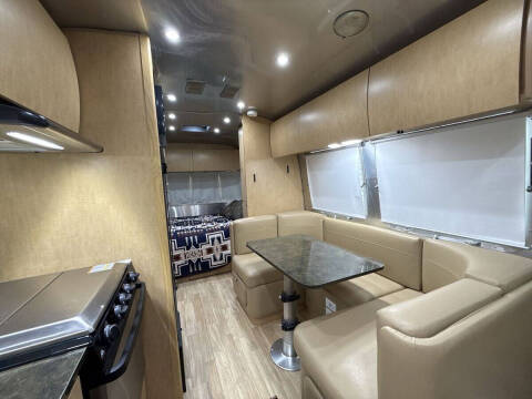 2017 Airstream Flying Cloud
