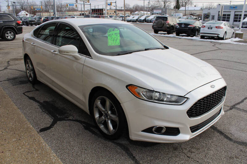 2015 Ford Fusion SE