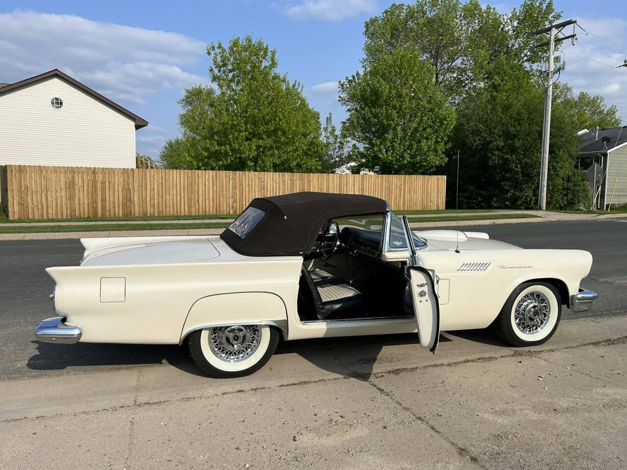 1957 Ford Thunderbird 5