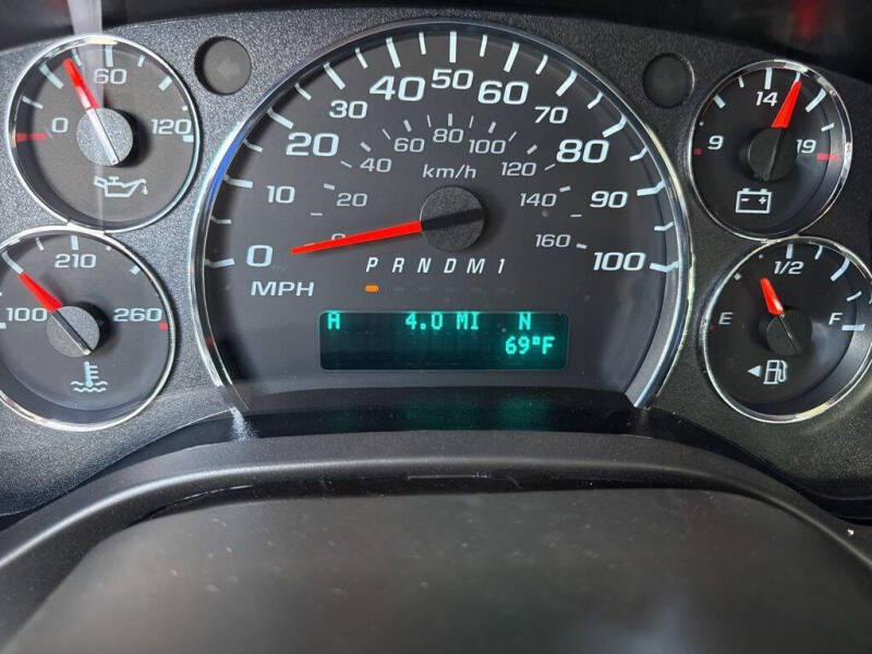 2025 Chevrolet Express 2500