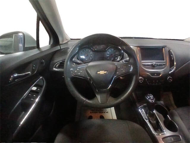 2017 Chevrolet Cruze LT Auto