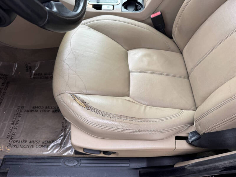 2012 Land Rover LR4 HSE LUX