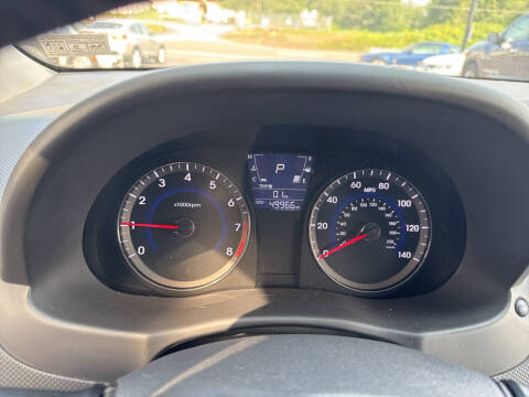 2012 Hyundai Accent SE