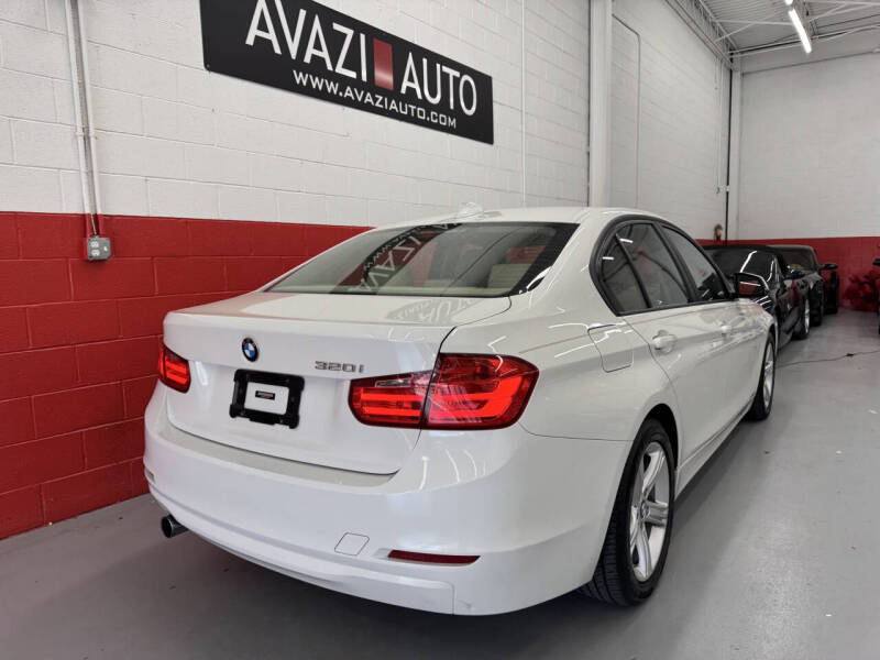 2015 BMW 3 Series 320i