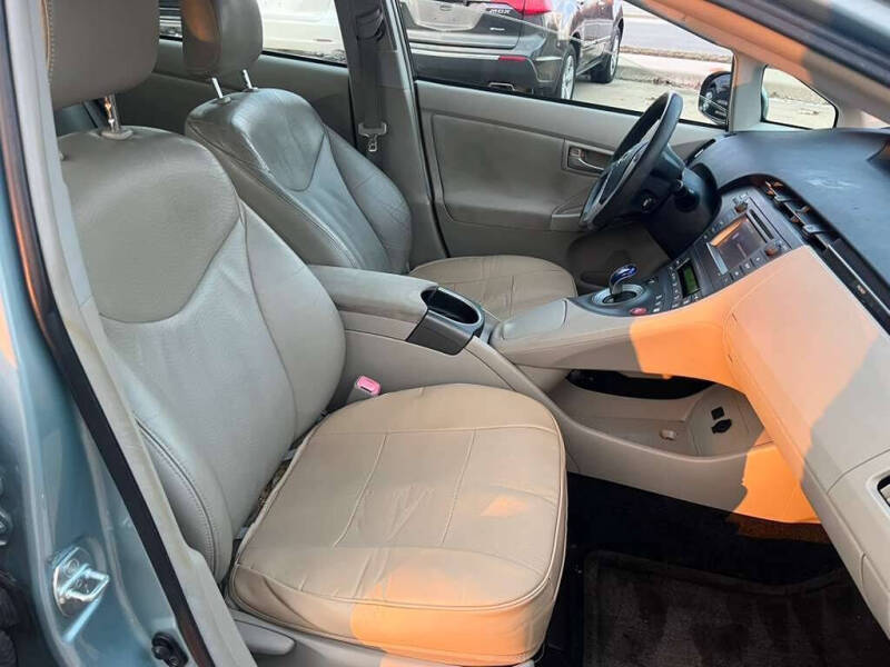 2013 Toyota Prius Three