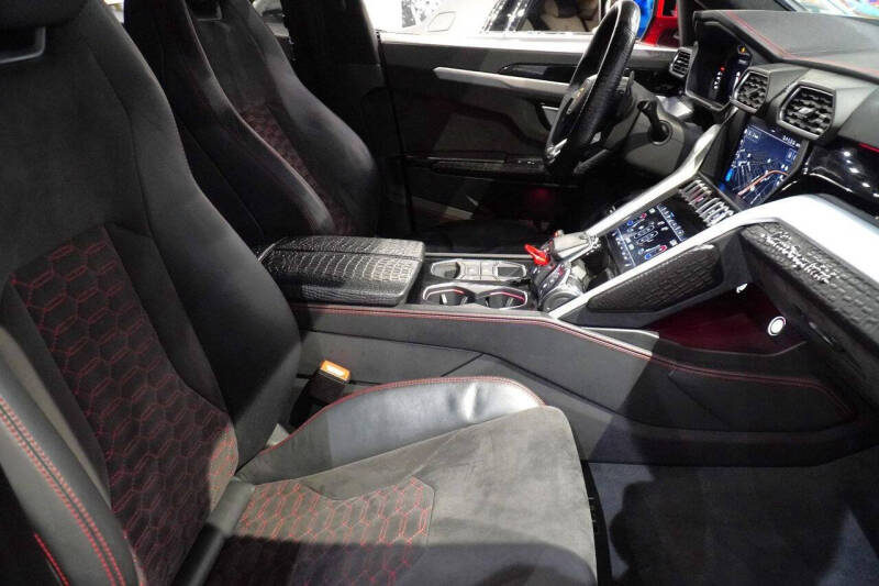2019 Lamborghini Urus