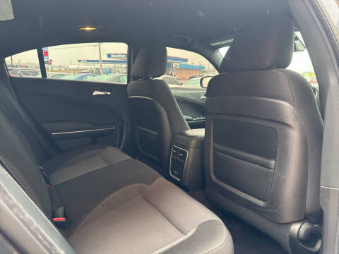 2016 Dodge Charger SE