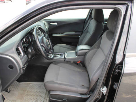 2016 Dodge Charger SE