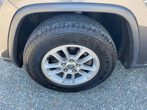 2018 Jeep Grand Cherokee Laredo E