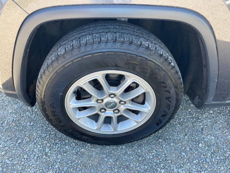 2018 Jeep Grand Cherokee Laredo E