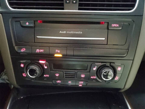 2012 Audi Q5 3.2 quattro Premium Plus