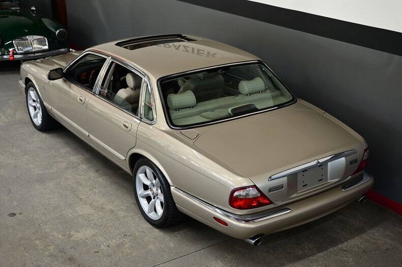 1999 Jaguar XJR