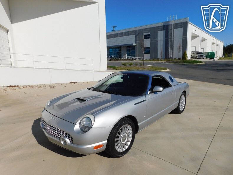 2004 Ford Thunderbird Deluxe