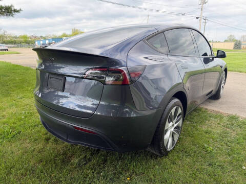 2023 Tesla Model Y Long Range