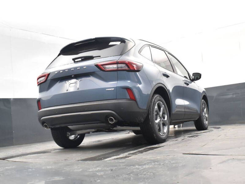 2026 Ford Escape Hybrid ST-Line Select