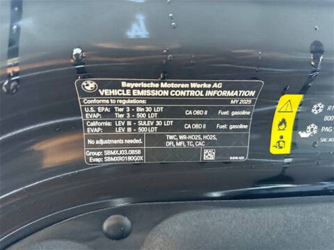 2025 BMW X7 xDrive40i