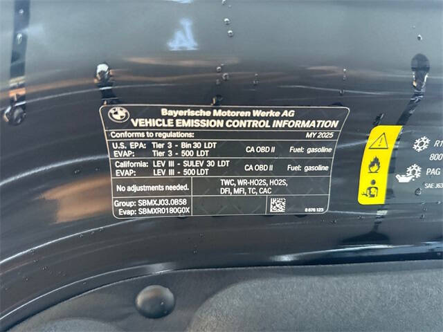 2025 BMW X7 xDrive40i