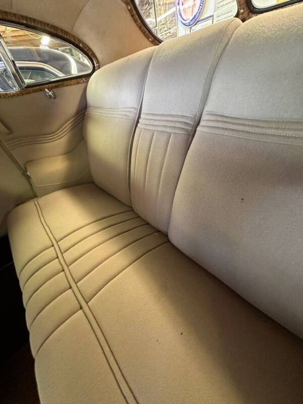 1937 Chrysler Airflow