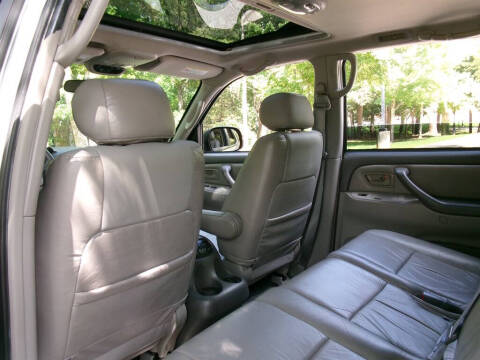 2003 Toyota Sequoia SR5