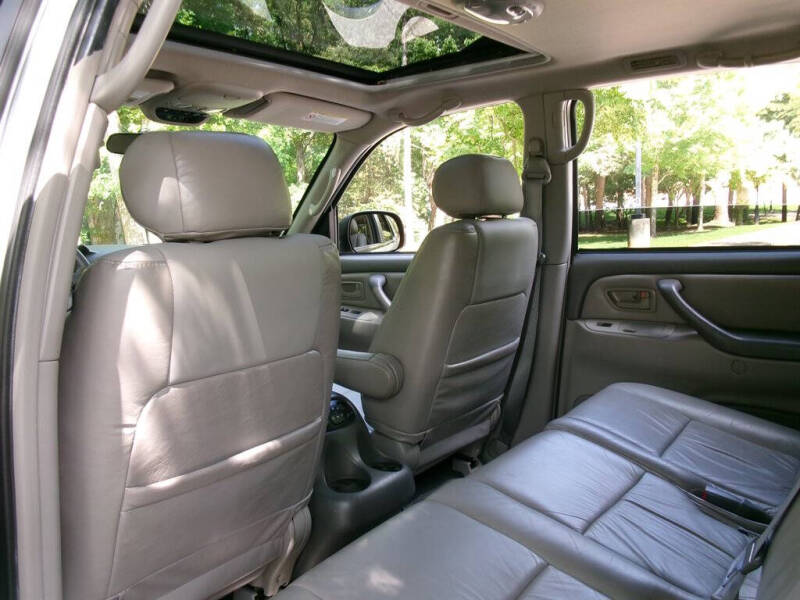 2003 Toyota Sequoia SR5