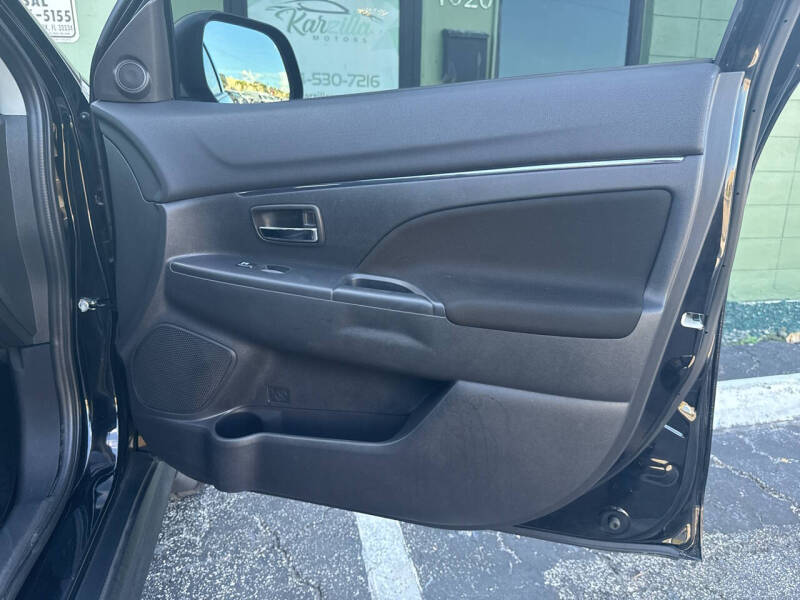 2022 Mitsubishi Outlander Sport LE