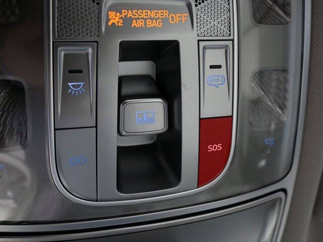 2025 Genesis GV60 Standard