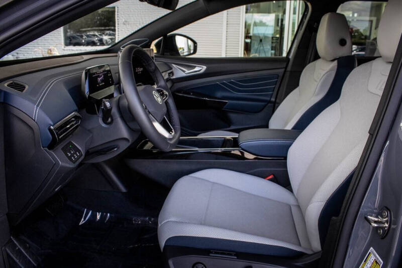 2025 Volkswagen ID.4 Pro S Plus